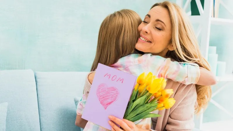 Por que o Dia das Mães é comemorado no segundo domingo de maio?
